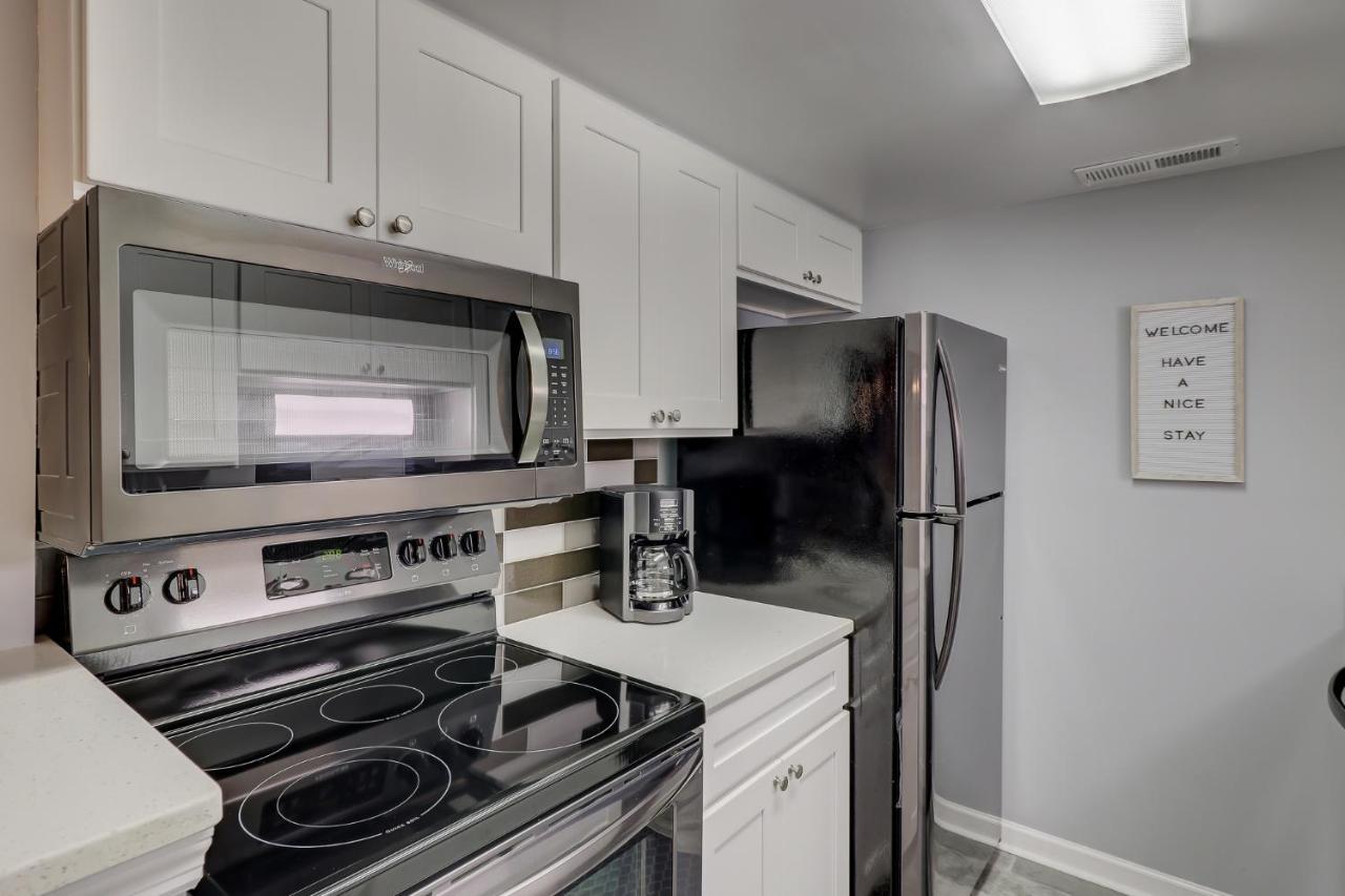 #111 Elaborate Condo Ideal Location 2Brm/2 Parking 힐튼 헤드 아일랜드 외부 사진