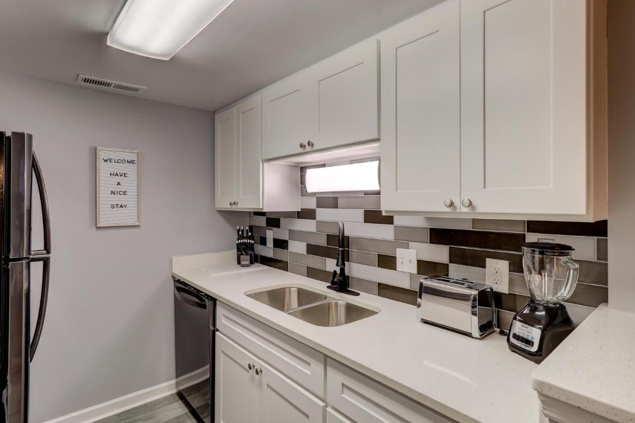 #111 Elaborate Condo Ideal Location 2Brm/2 Parking 힐튼 헤드 아일랜드 외부 사진